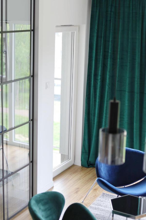 Capital Towers - Apartament Modern Z Widokiem Na Rzeke Rzeszow Bagian luar foto